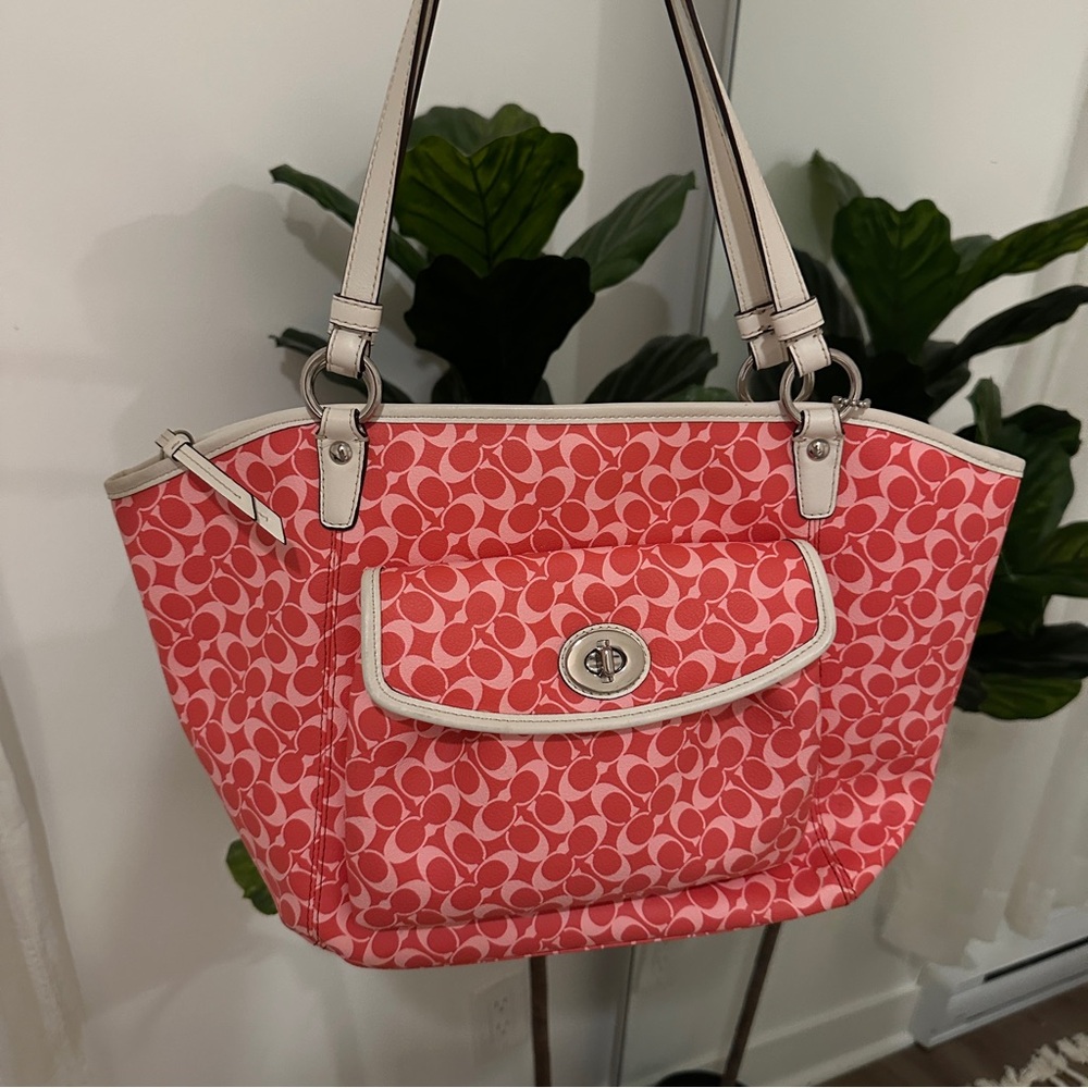 Coach Signature Leah Large Shoulder Tote Bag Khaki White 15135 Handbag Purse